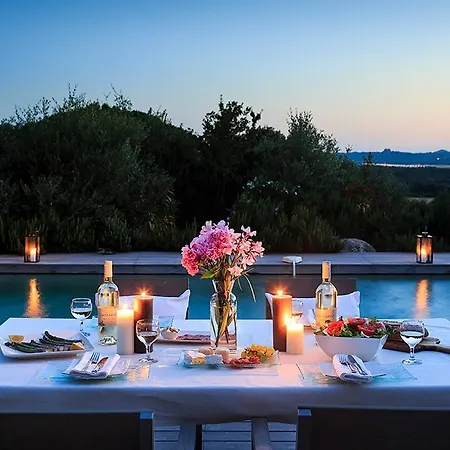 Tarrabucceta Sleeps 4 Pool Air Con Wifi *
